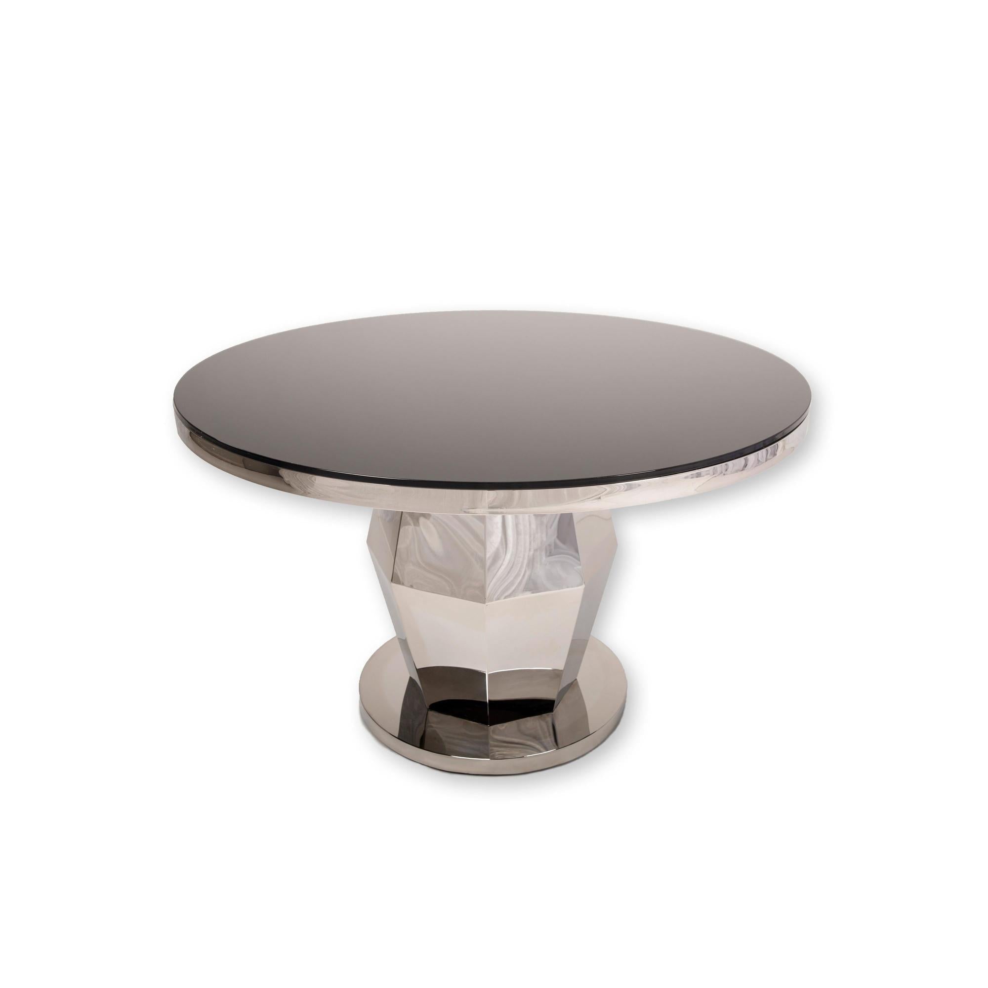 48″ Black Top w/ Silver Pyramid Base