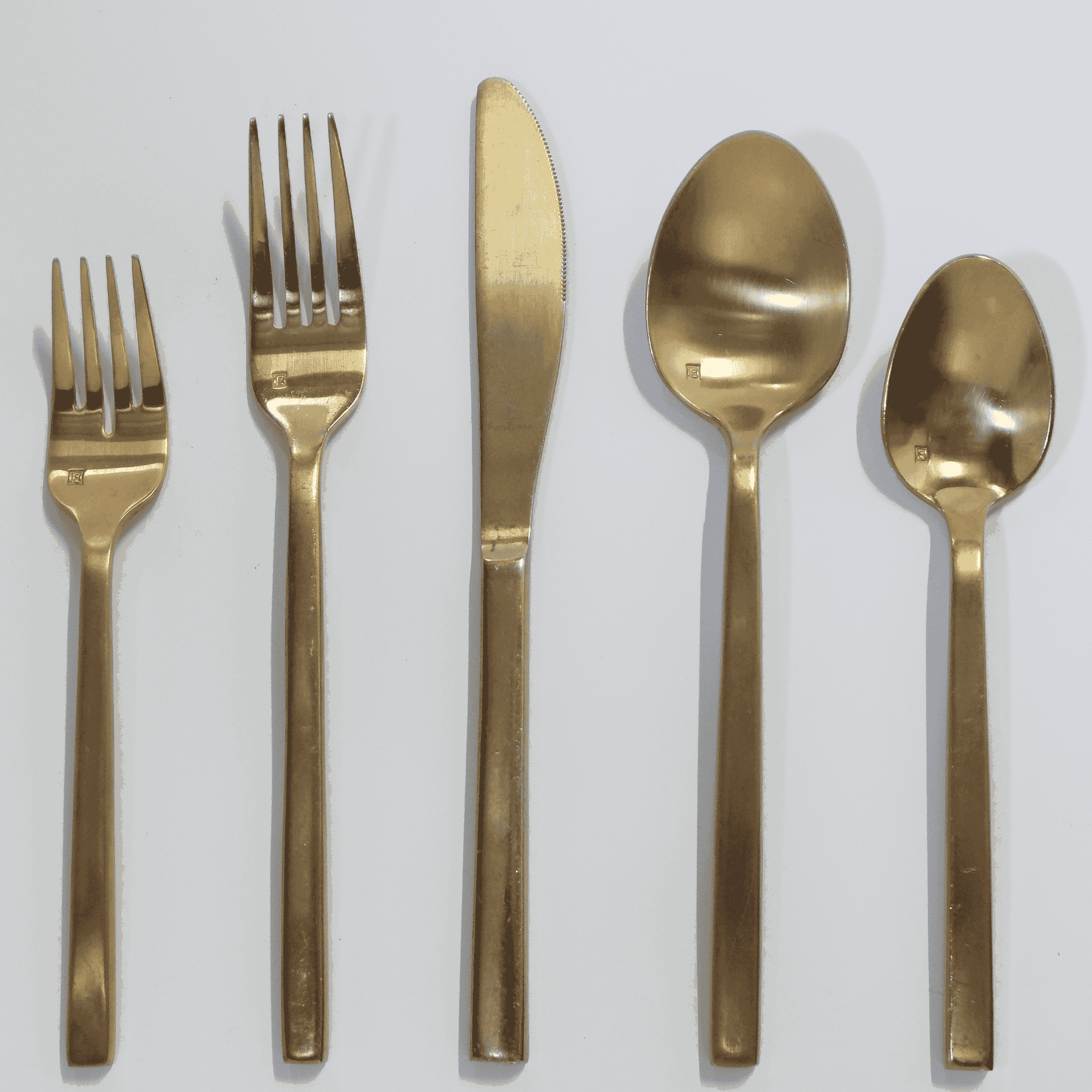 ロレー　ゴールドプレート　47mm 　4本セット Arezzo Brushed Gold Flatware Collection